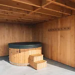 Oakstone Lodge- Avec Jacuzzi Piscine Et Sauna