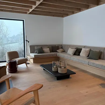 Oakstone Lodge- Avec Jacuzzi Piscine Et Sauna Houyet