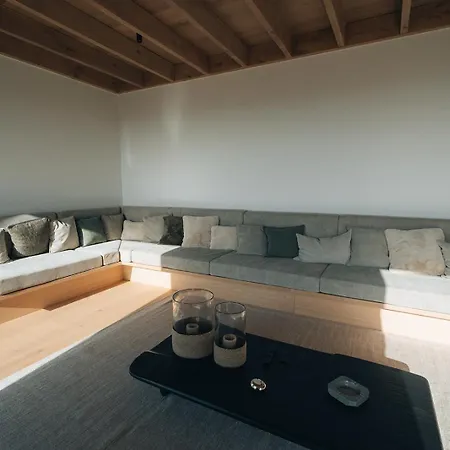 Oakstone Lodge- Avec Jacuzzi Piscine Et Sauna Уйе