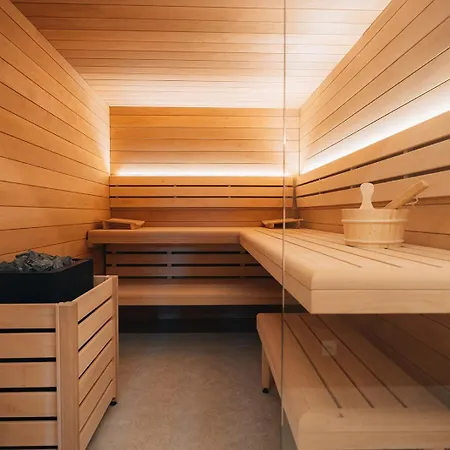 Holiday home Oakstone Lodge- Avec Jacuzzi Piscine Et Sauna *