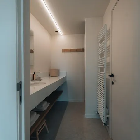 Oakstone Lodge- Avec Jacuzzi Piscine Et Sauna Дом отдыха Уйе