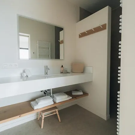 Oakstone Lodge- Avec Jacuzzi Piscine Et Sauna Уйе