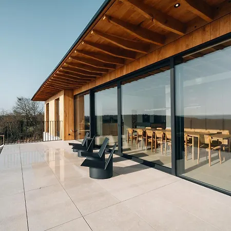 Holiday home Oakstone Lodge- Avec Jacuzzi Piscine Et Sauna