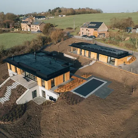 Oakstone Lodge- Avec Jacuzzi Piscine Et Sauna Holiday home Houyet