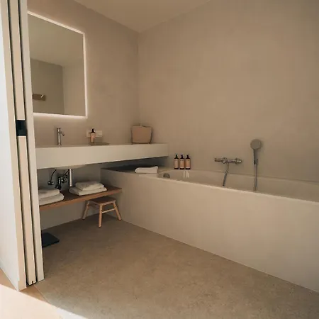 Oakstone Lodge- Avec Jacuzzi Piscine Et Sauna Уйе