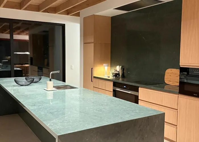 Oakstone Lodge- Avec Jacuzzi Piscine Et Sauna Holiday home *