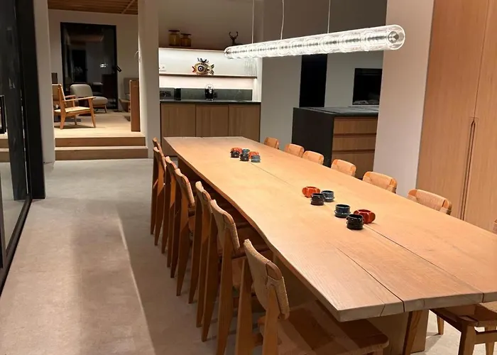 Oakstone Lodge- Avec Jacuzzi Piscine Et Sauna Houyet