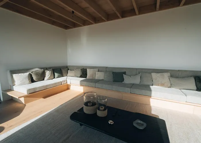 Oakstone Lodge- Avec Jacuzzi Piscine Et Sauna Houyet