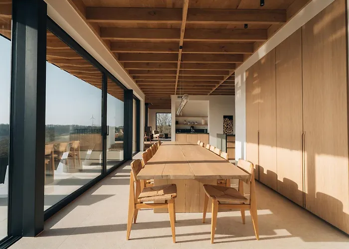 Oakstone Lodge- Avec Jacuzzi Piscine Et Sauna * Houyet