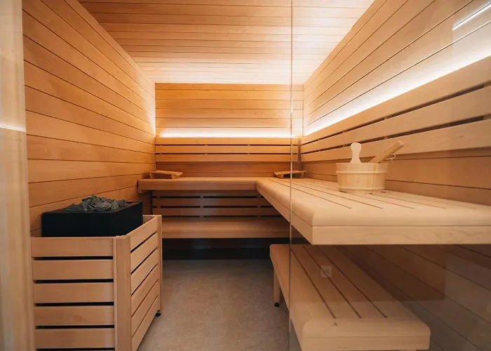 Holiday home Oakstone Lodge- Avec Jacuzzi Piscine Et Sauna *