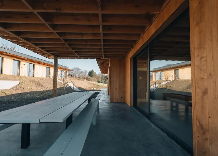 Oakstone Lodge- Avec Jacuzzi Piscine Et Sauna Holiday home